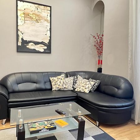 Apartment Lesya Kurbasa Lviv Dış mekan fotoğraf